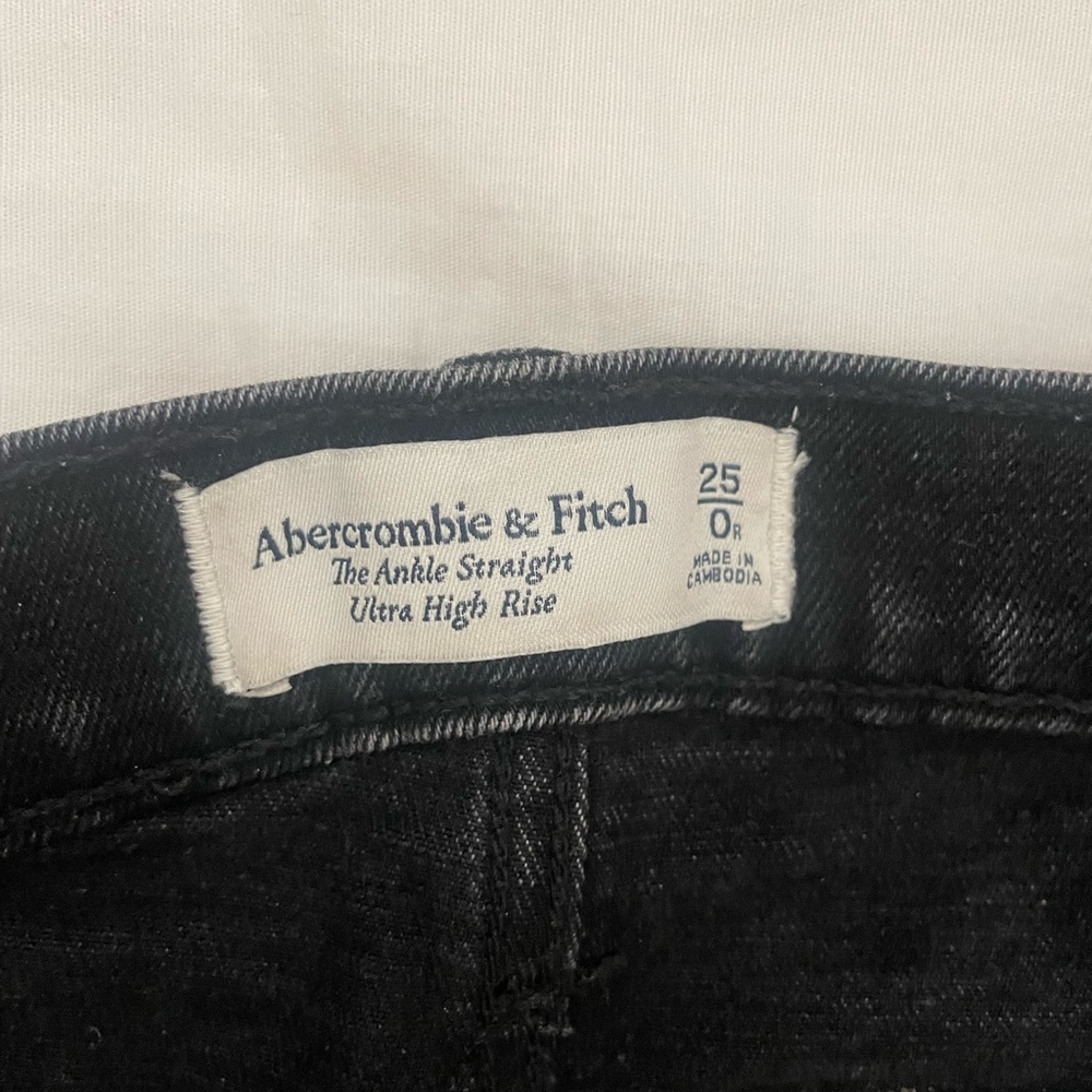 Abercrombie straight leg high rise black jeans